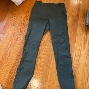 Light Green Lululemon leggings -ankle length
